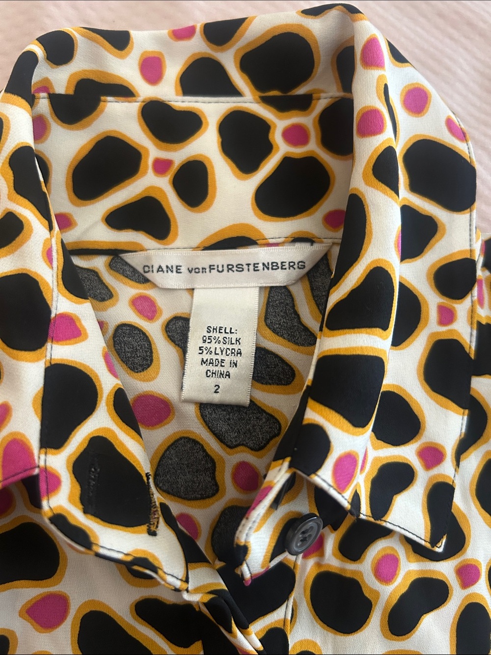 Diane Von Furstenberg Courtney Silk Lycra Peplum Button Blouse - Picture 4 of 4